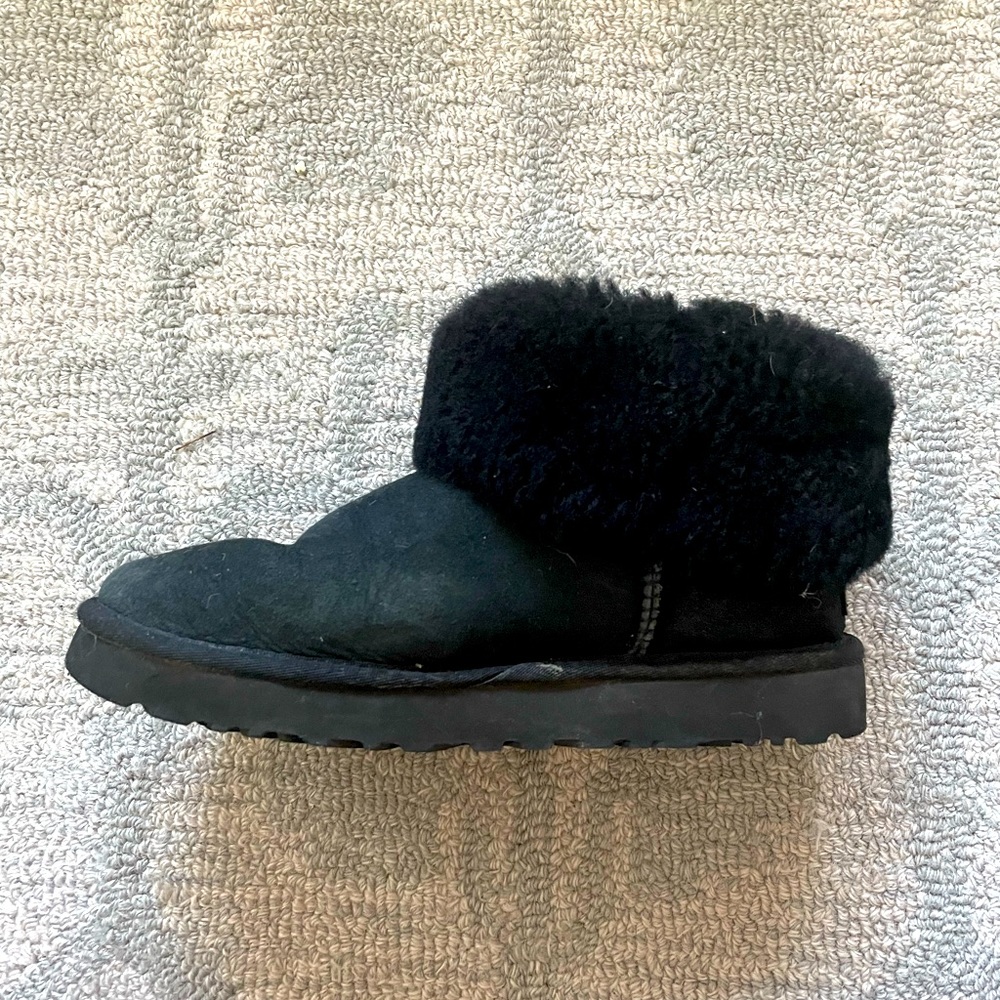 Ugg Classic Mini Bootie Fluff Shearling Black